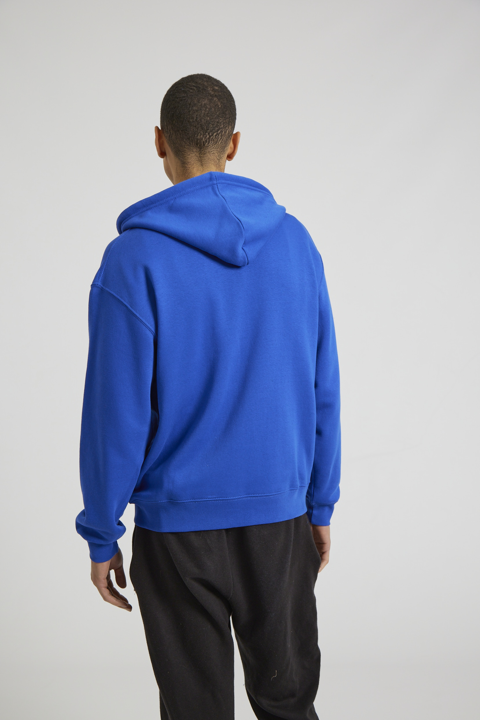 CR04-v2.0-Studio_270