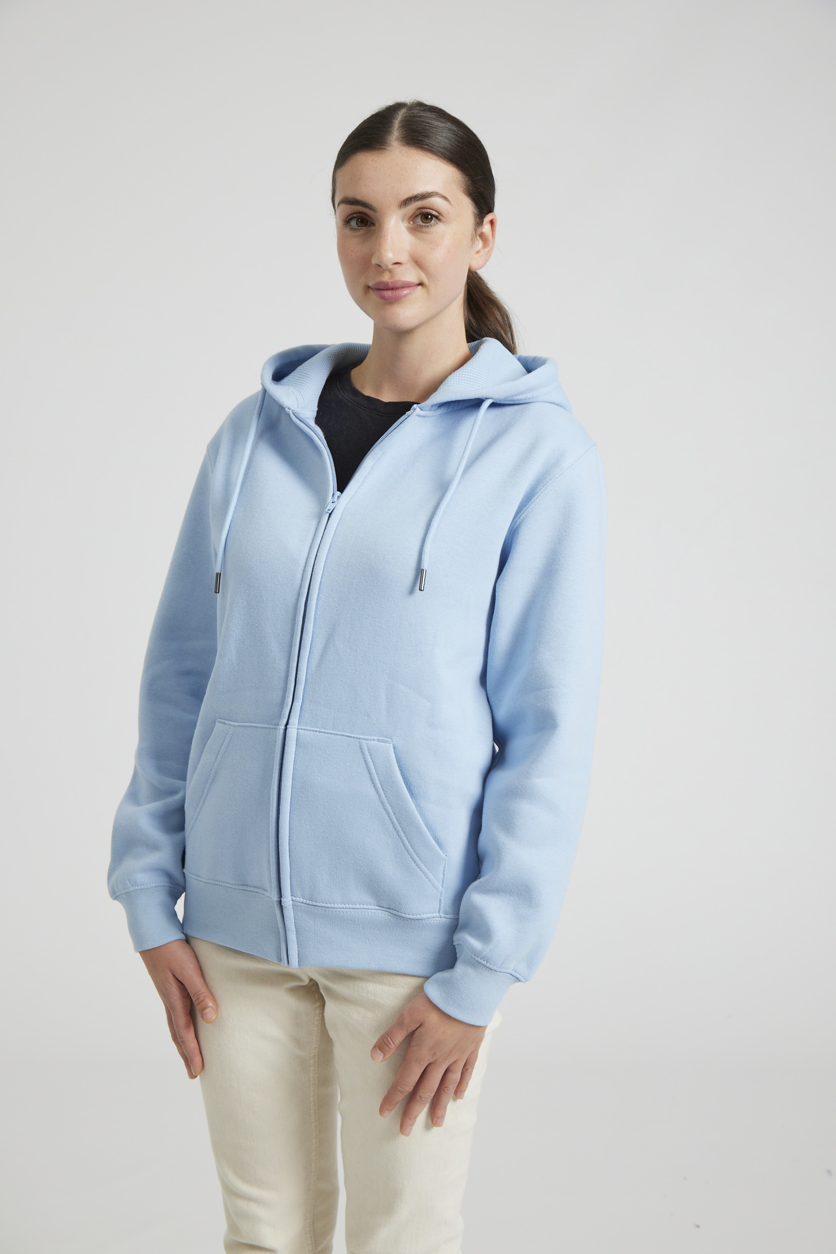 CR04-v2.0-Studio_308