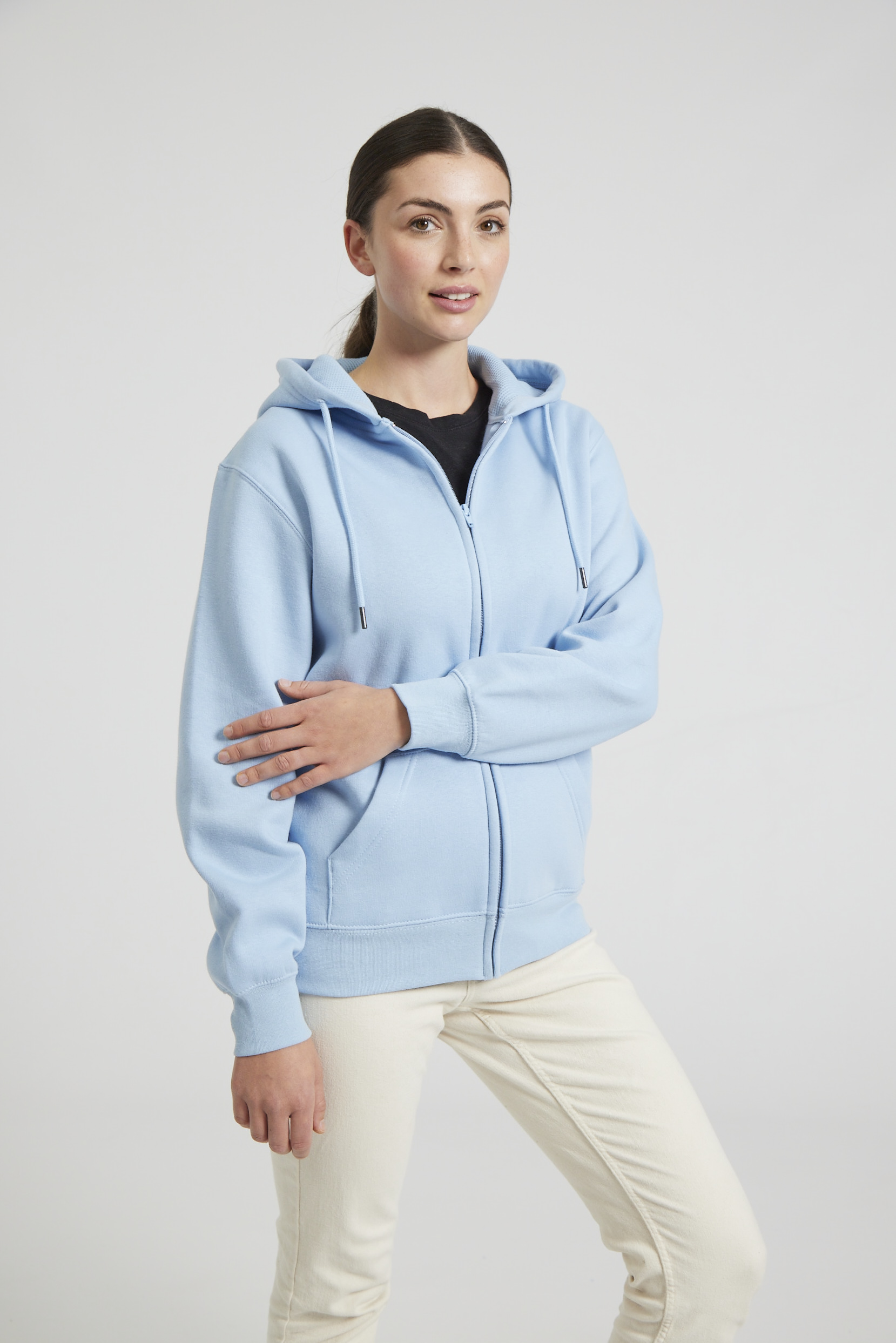 CR04-v2.0-Studio_320