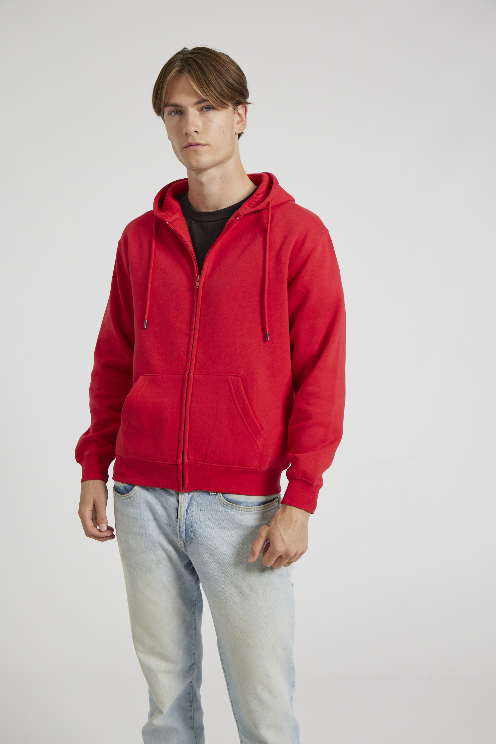 CR04-v2.0-Studio_323