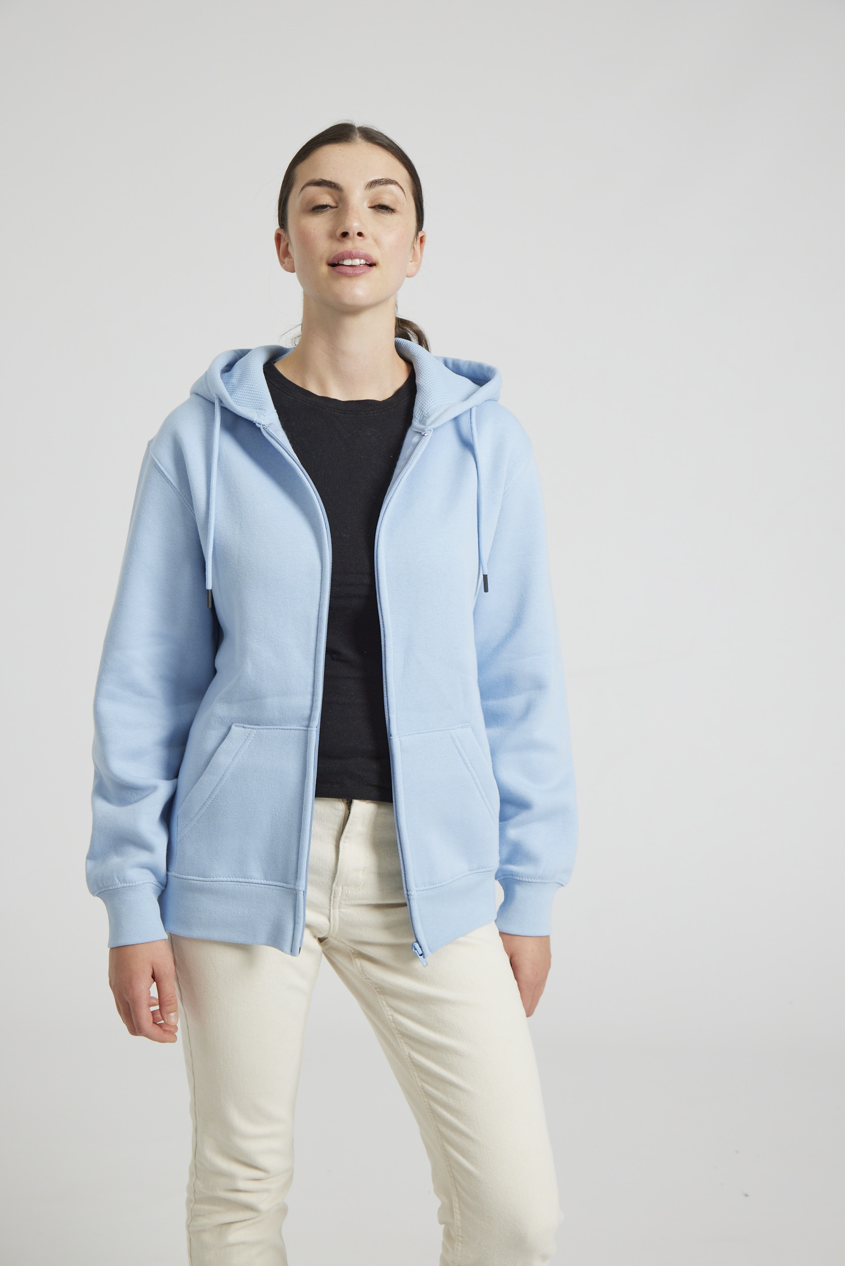 CR04-v2.0-Studio_333