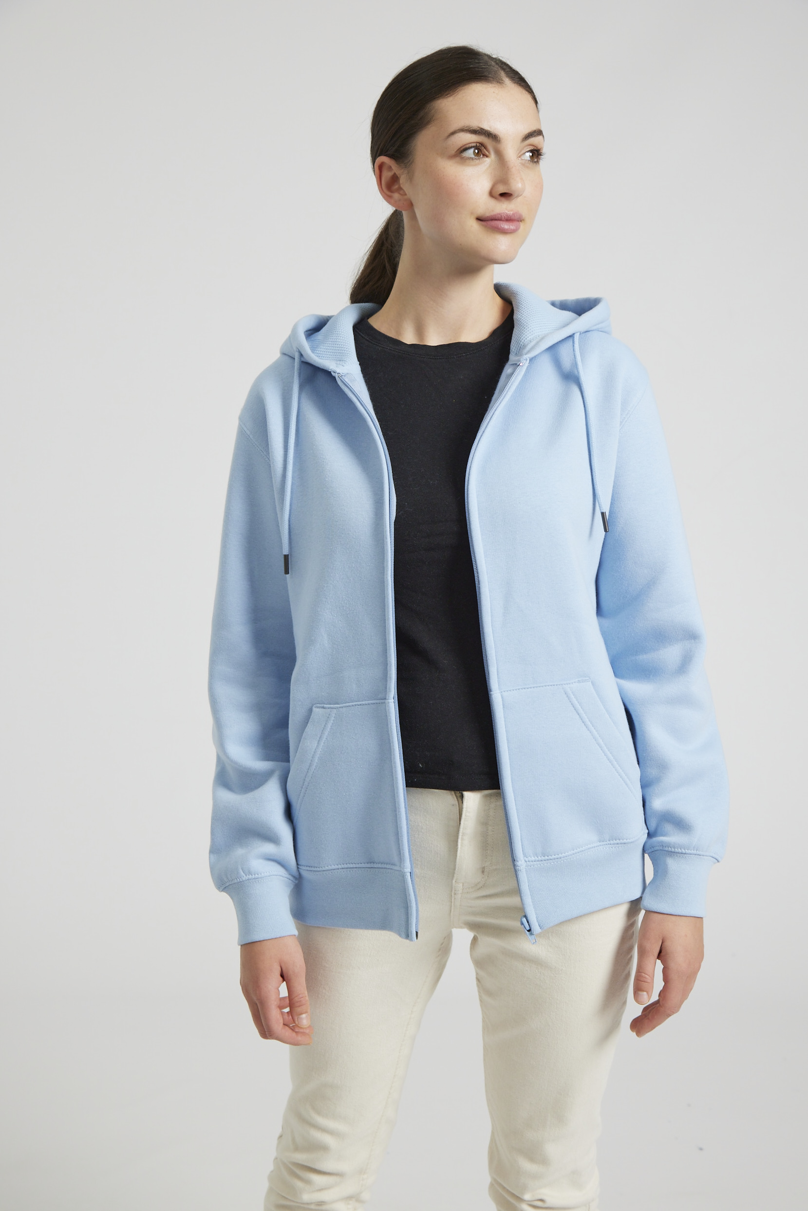 CR04-v2.0-Studio_351