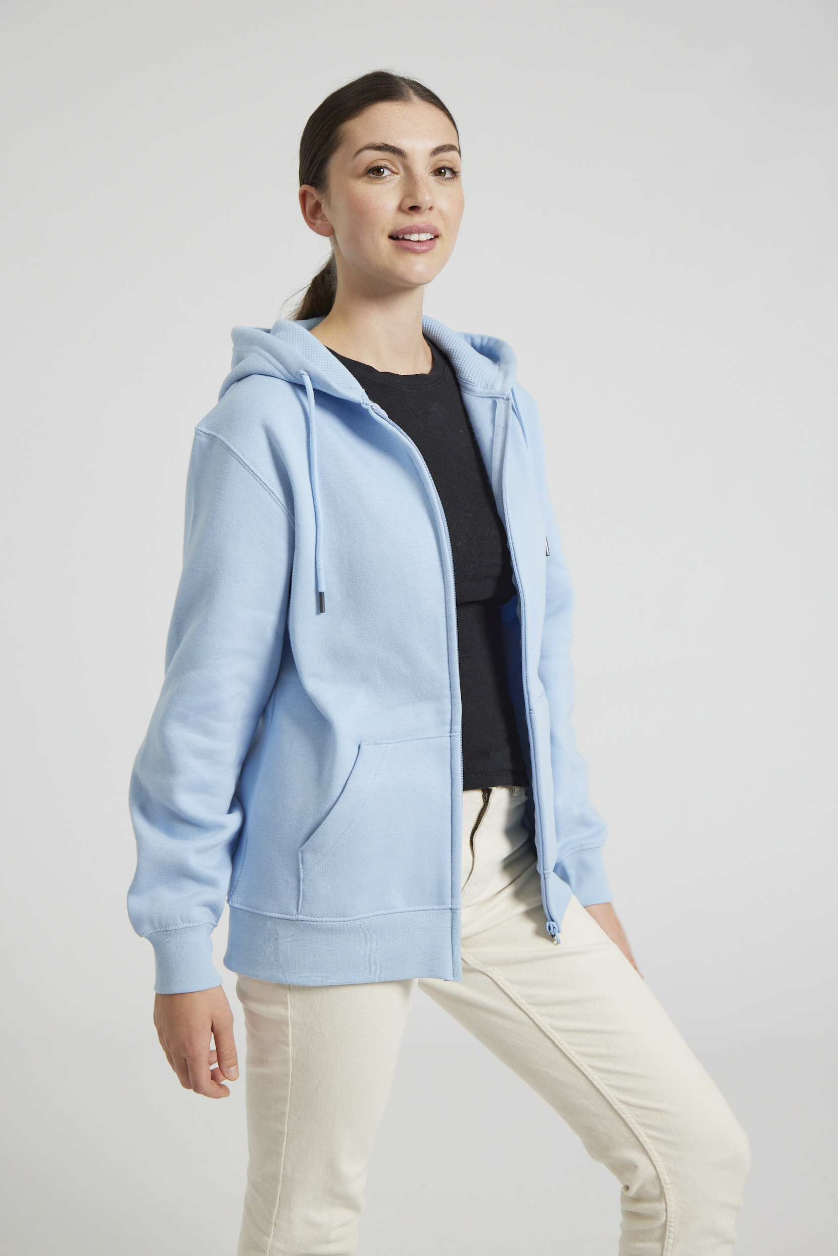 CR04-v2.0-Studio_362