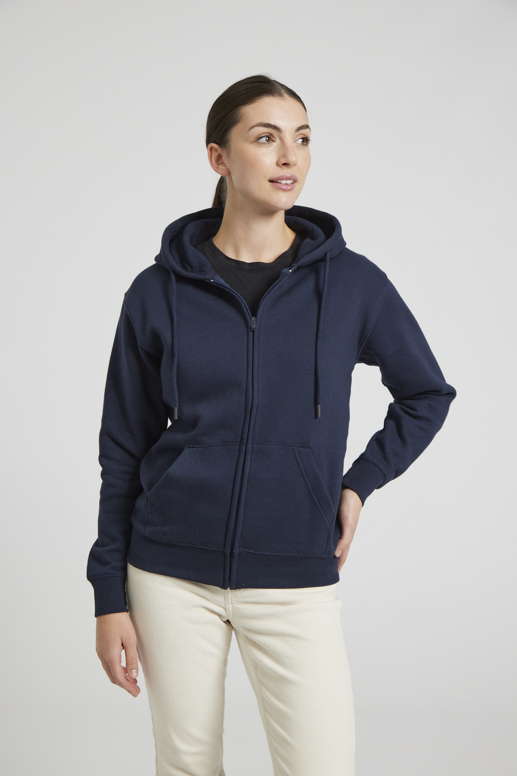 CR04-v2.0-Studio_395