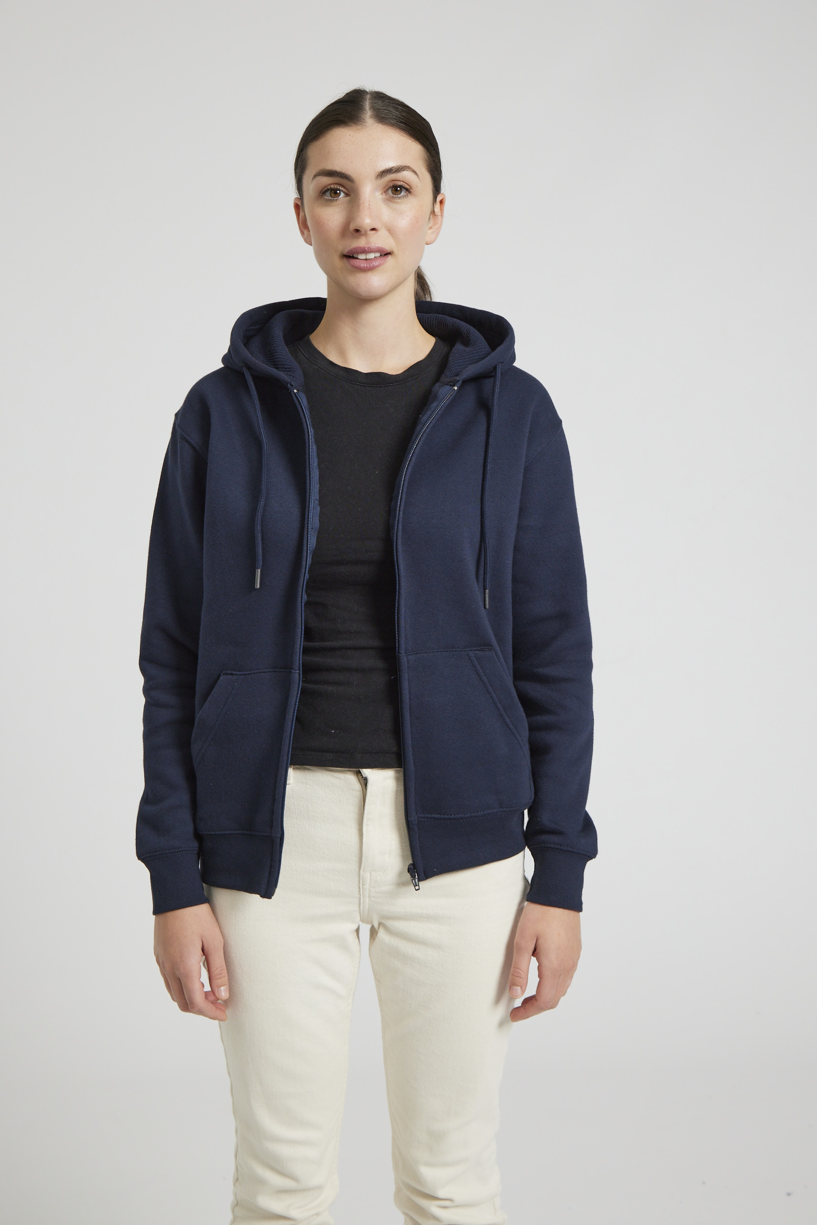 CR04-v2.0-Studio_406