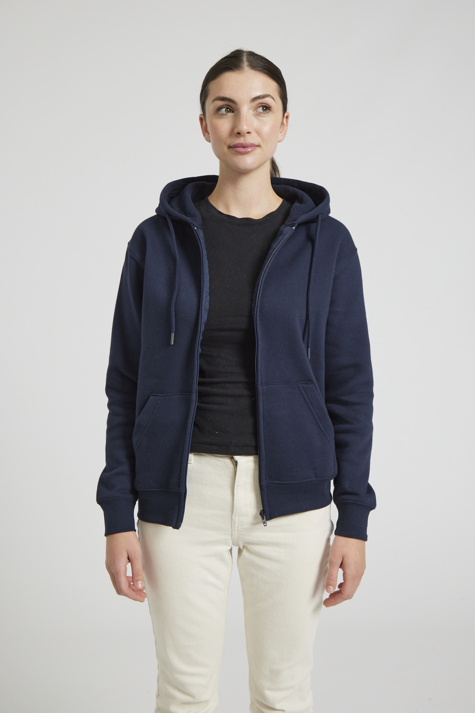 CR04-v2.0-Studio_408