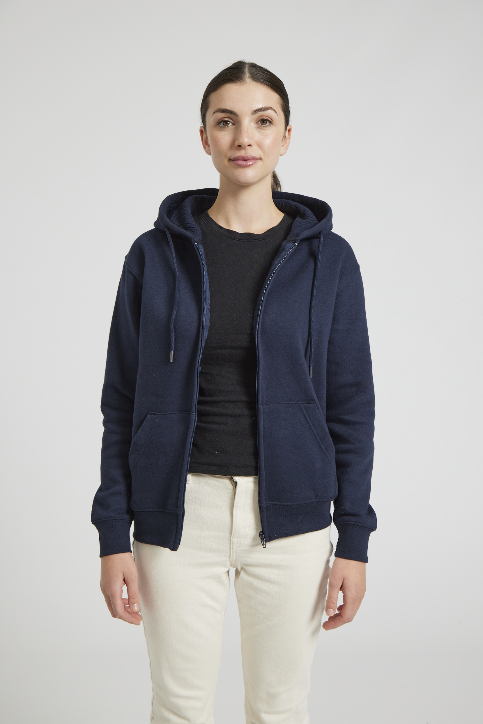 CR04-v2.0-Studio_409