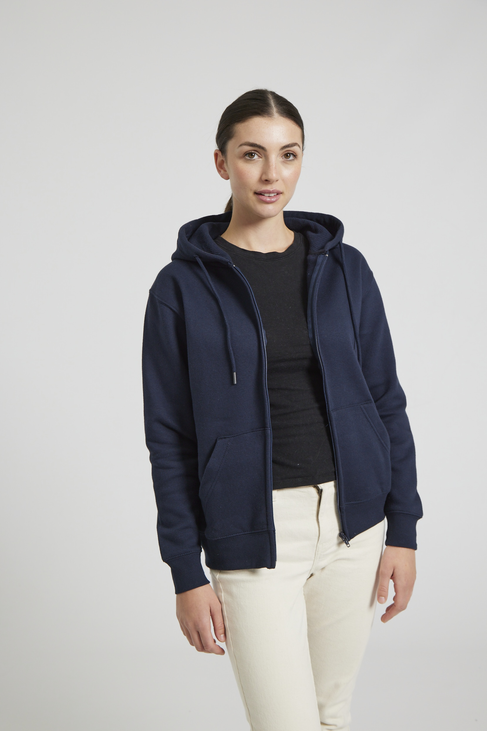 CR04-v2.0-Studio_418