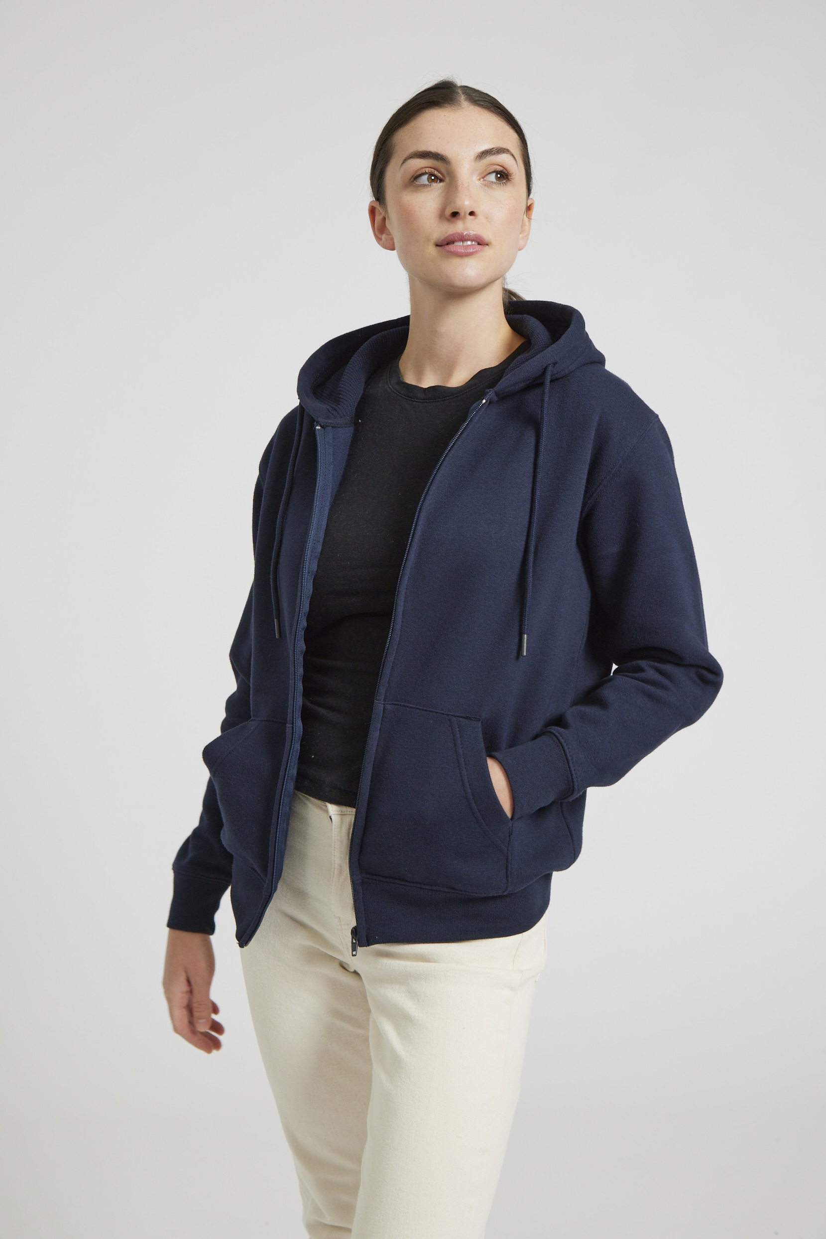 CR04-v2.0-Studio_430