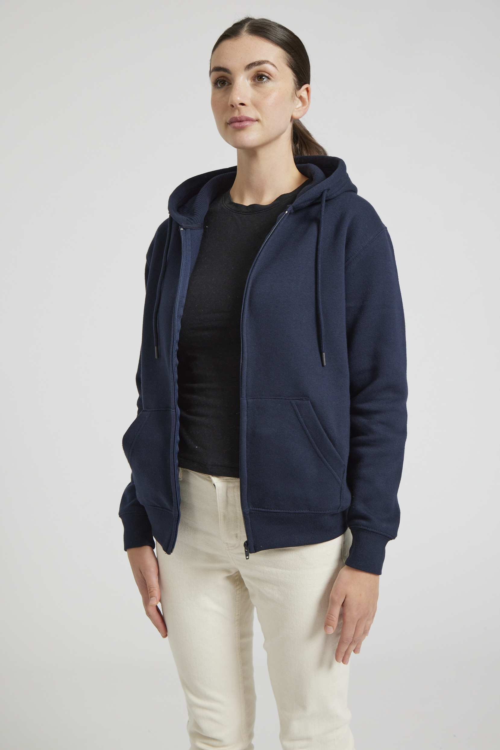 CR04-v2.0-Studio_436