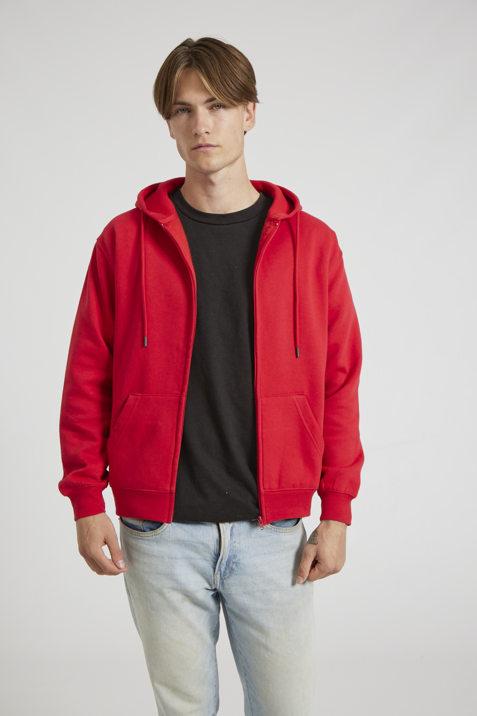 CR04-v2.0-Studio_457