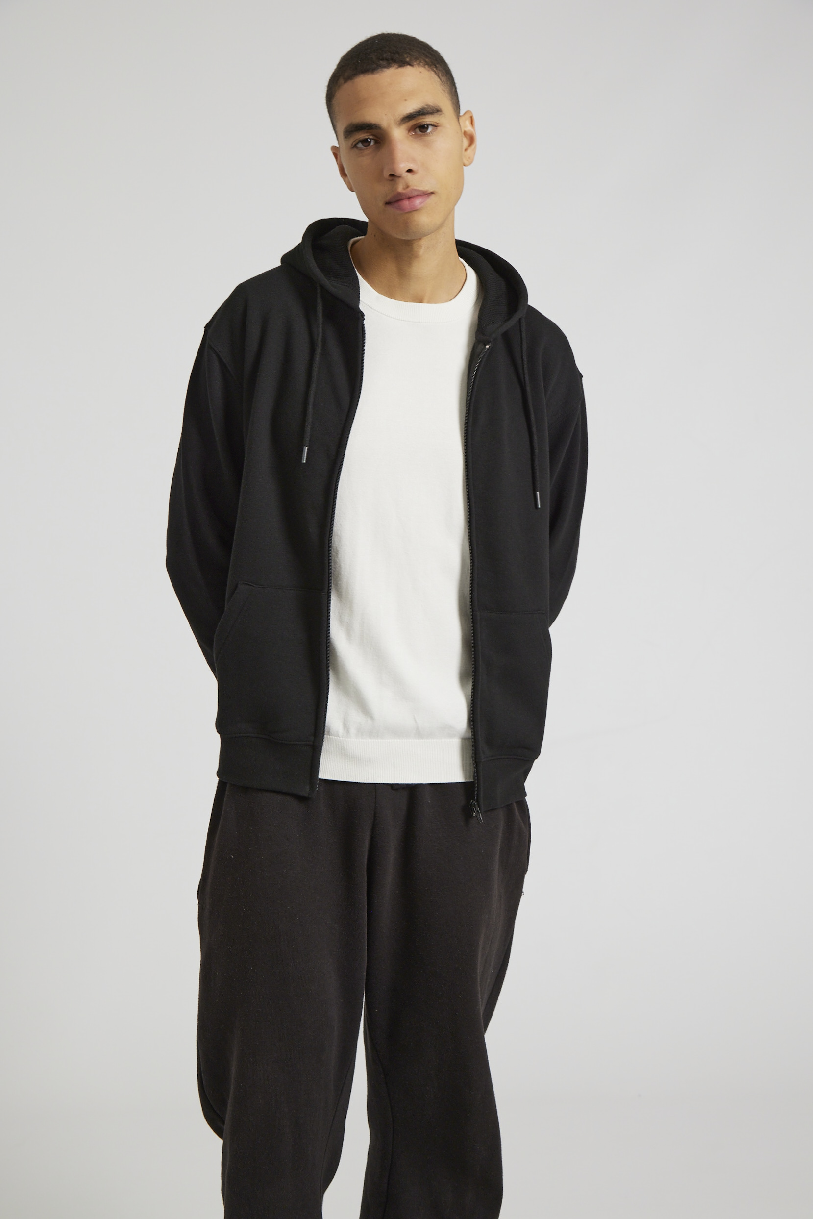 CR04-v2.0-Studio_488