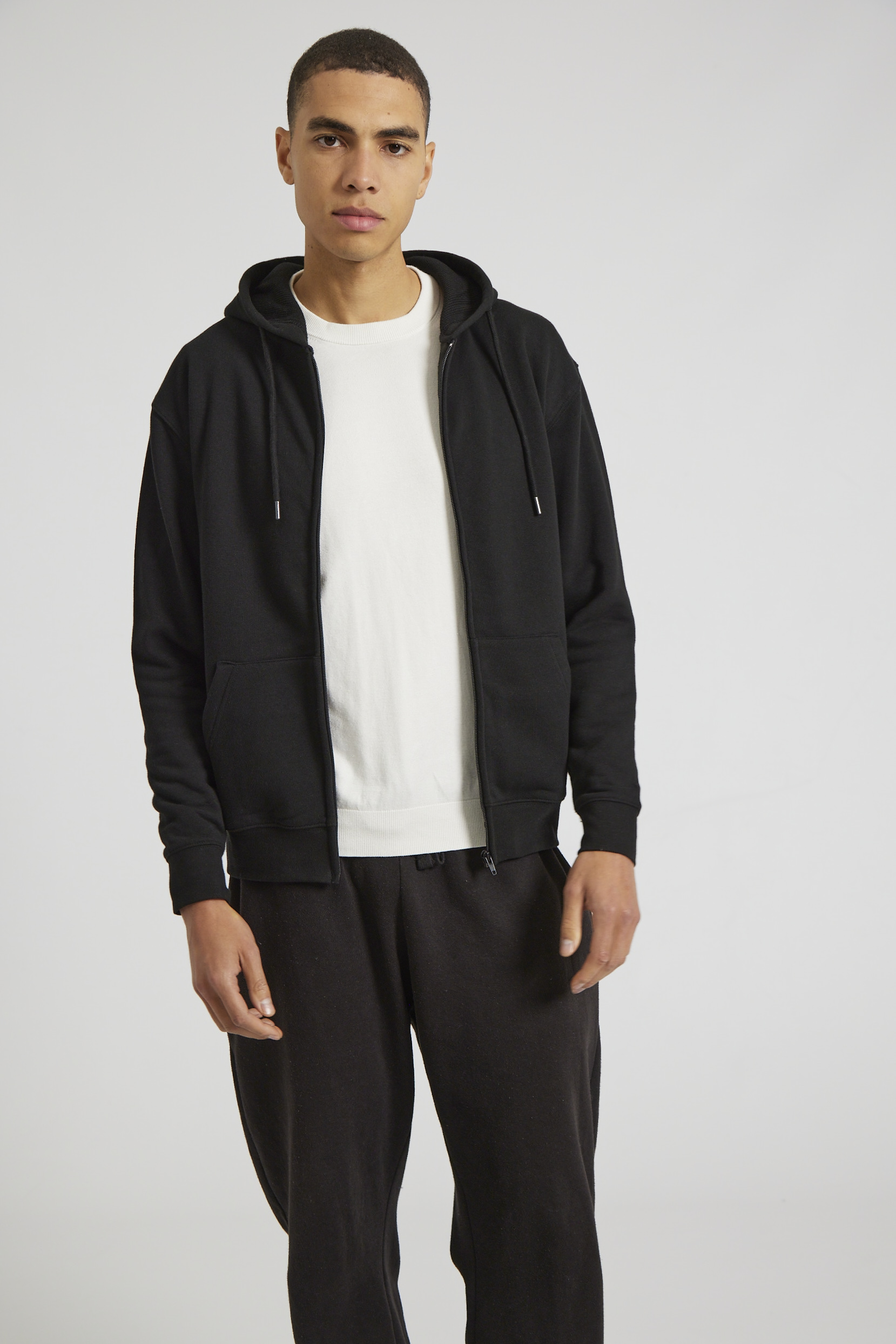 CR04-v2.0-Studio_491