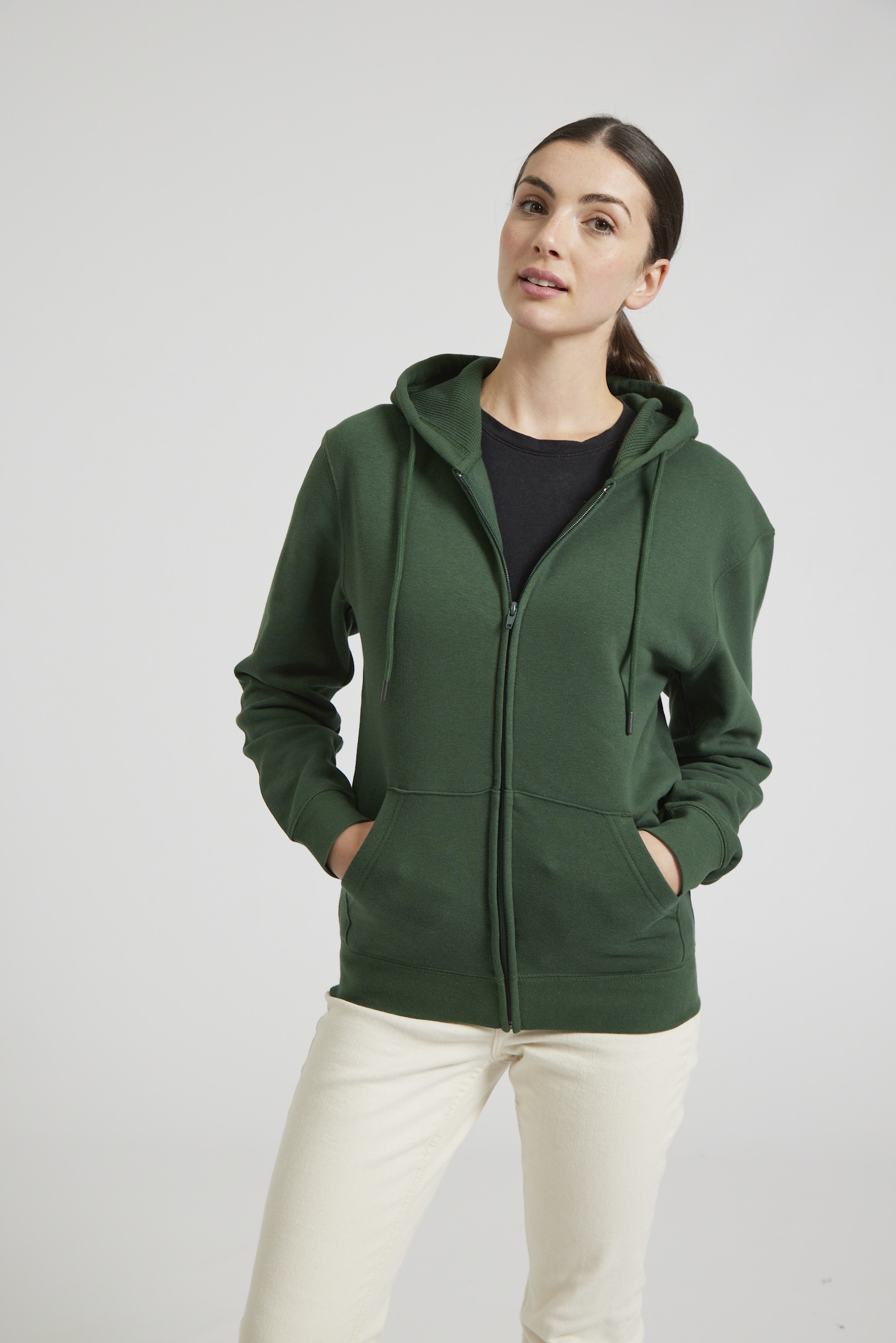 CR04-v2.0-Studio_541