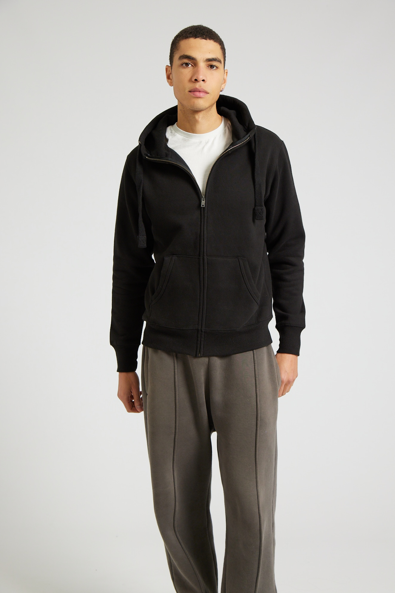 W41PF_Dusty Black_20