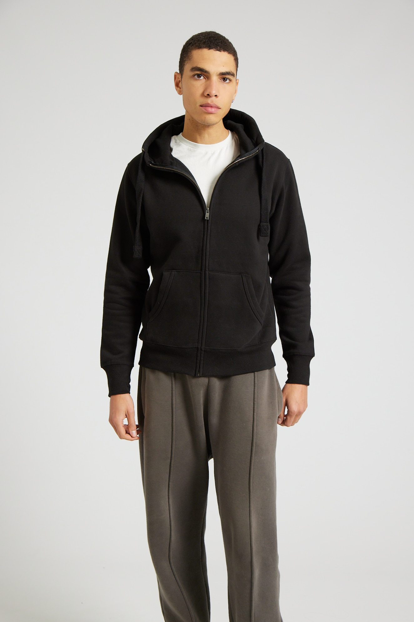 W41PF_Dusty Black_21