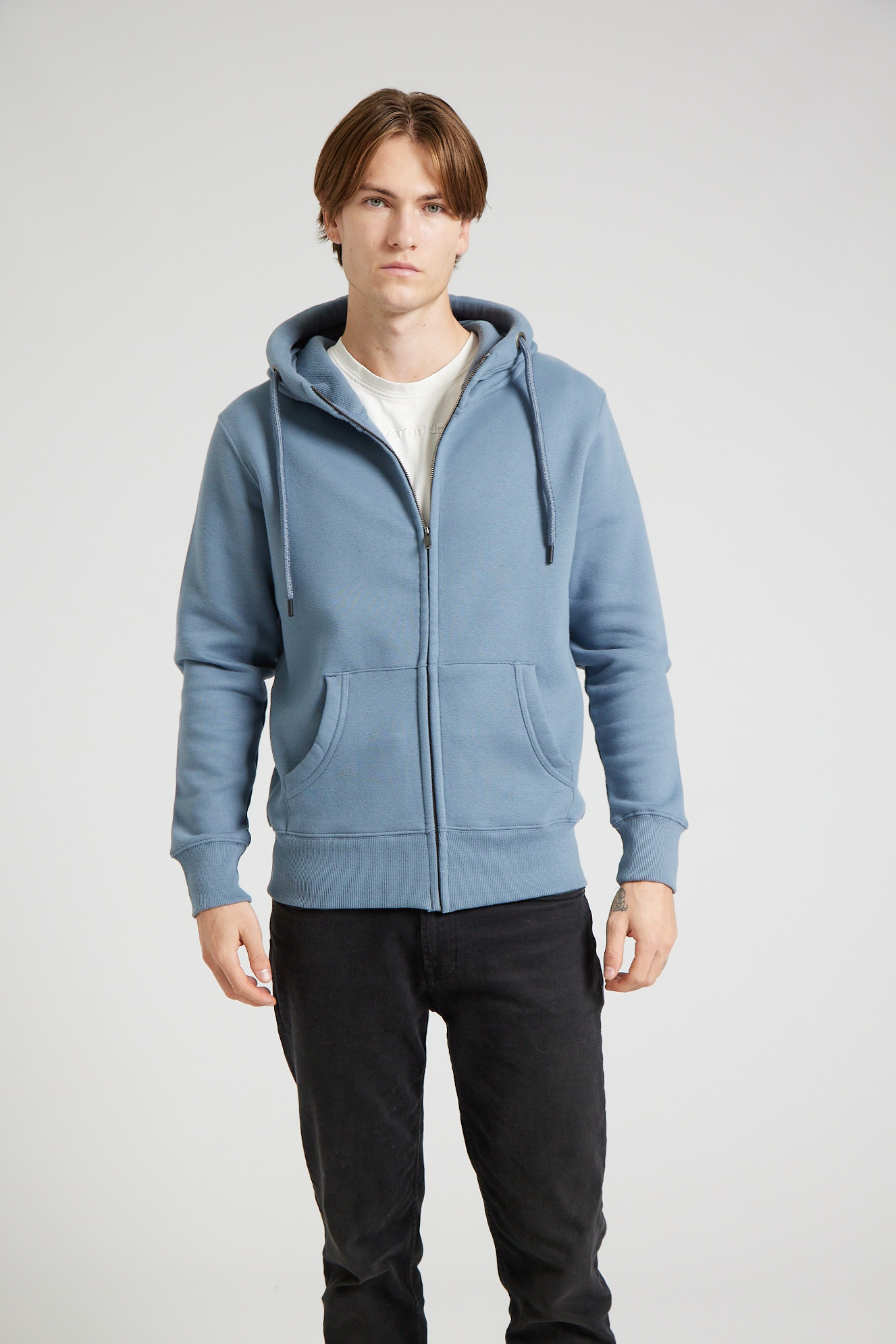 W51PF-v2.0-Studio_62