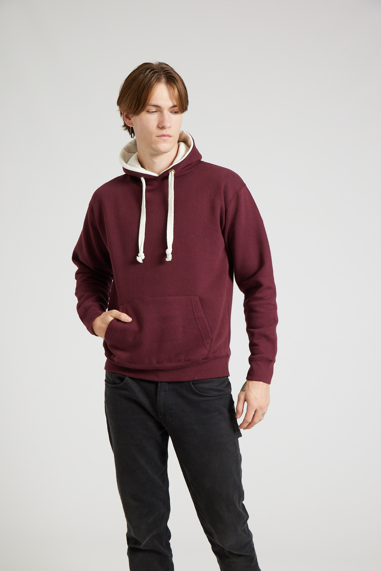 W73_Burgundy Ecru_08