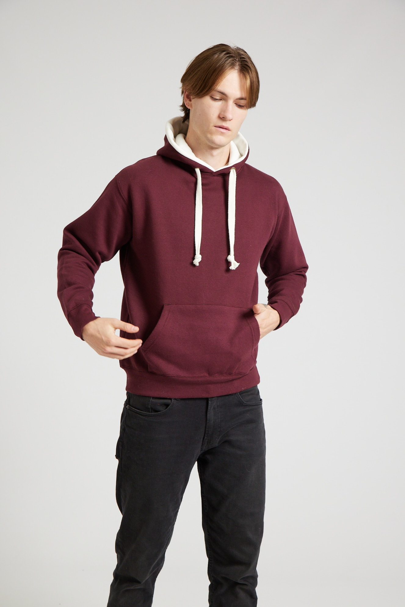 W73_Burgundy Ecru_09