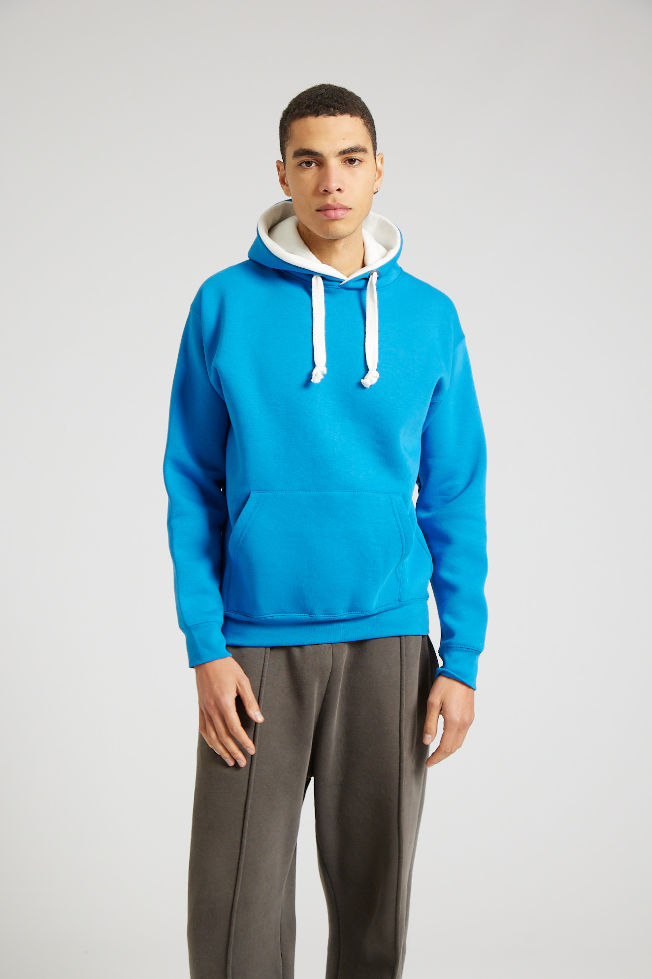 W73_Electric Blue White_22