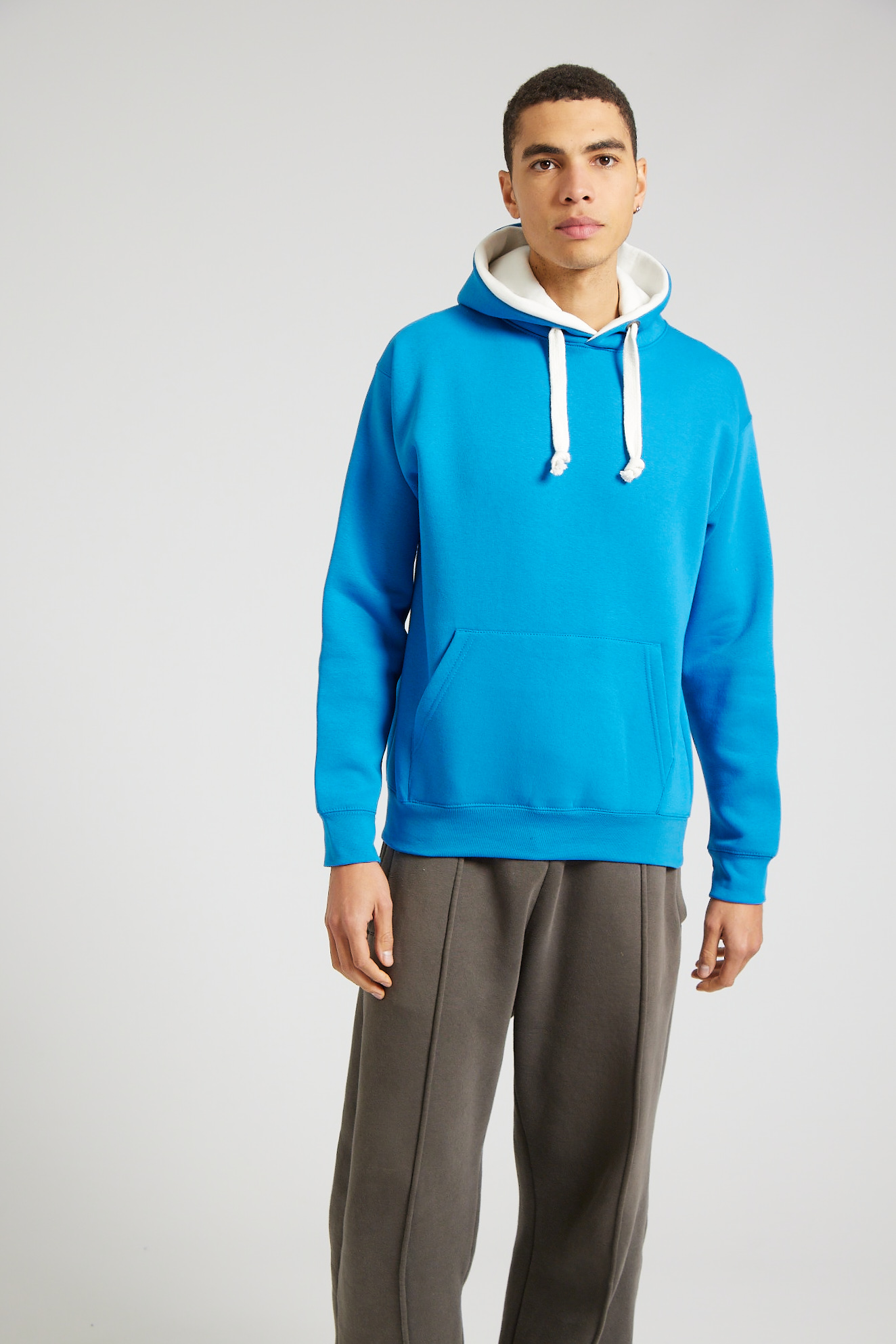 W73_Electric Blue White_29