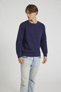 CR03-v2.0-Studio_359