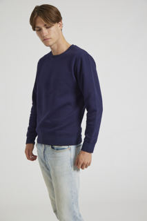 CR03-v2.0-Studio_374