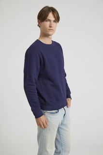 CR03-v2.0-Studio_384