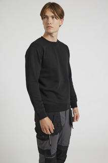 CR03-v2.0-Studio_565