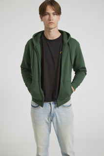 CR04-v2.0-Studio_185