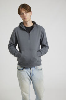 CR06-Studio_123