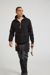 CR06-Studio_235