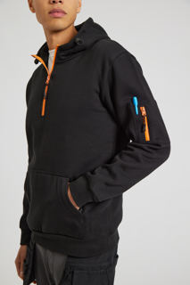 CR06-Studio_482