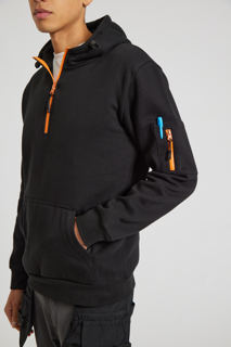 CR06-Studio_483