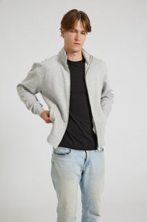 CR08-Studio_150