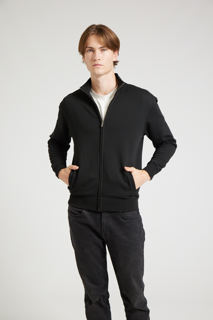CR08-Studio_222