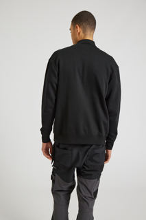 CR08-Studio_303