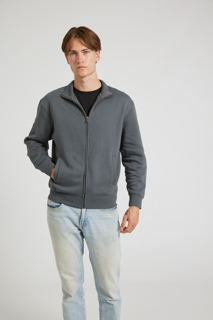 CR08-Studio_334