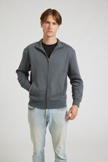 CR08-Studio_339