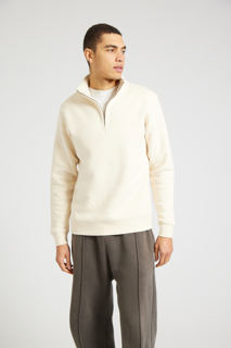 W75-Studio_150