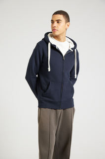 W81PF-Studio_32