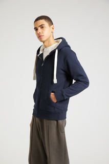 W81PF-Studio_40